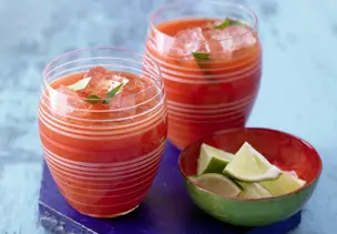 Tomaten-Paprika-Cocktail