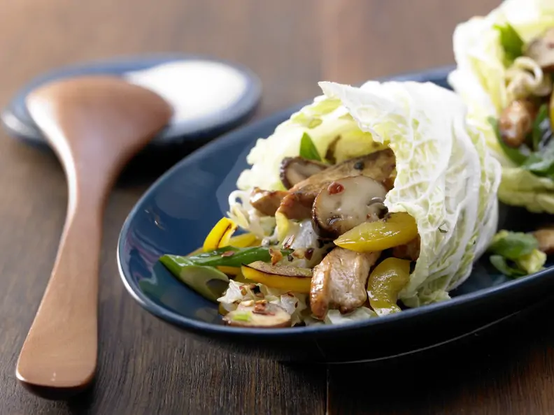 Scharfe Chinakohl-Wraps