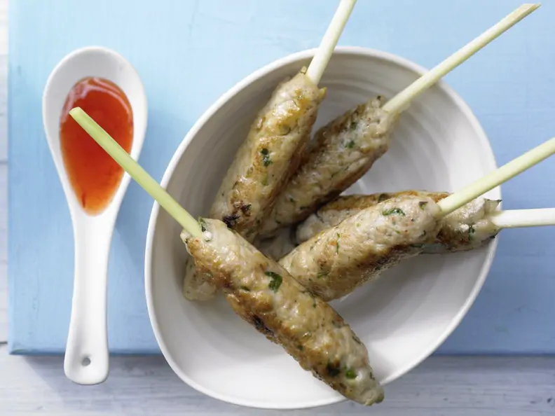 Zitronengras-Fischspieße