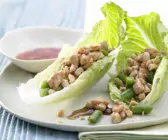Gefüllte Salatblätter