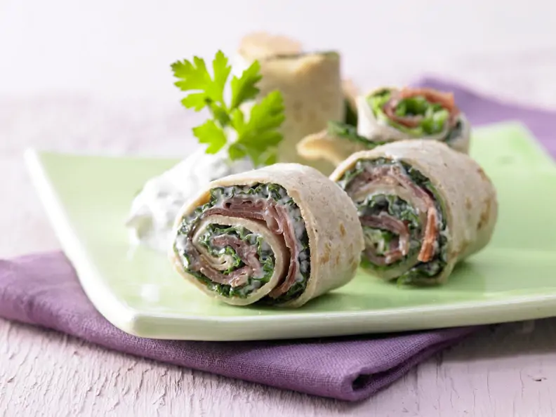 Wirsing-Crêpe-Röllchen