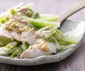 Asiatischer Hähnchensalat