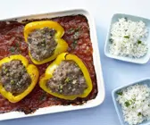Gefüllte Paprika im Backofen