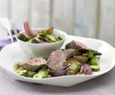 Mariniertes Lammfilet mit Knoblauch