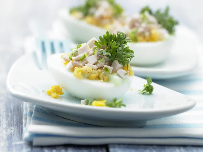 Gefüllte Wasabi-Eier