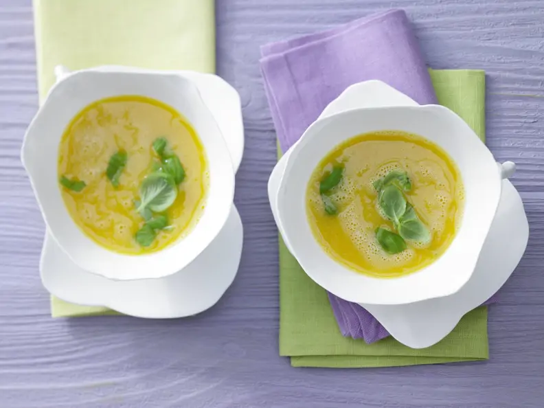 Möhren-Aprikosen-Suppe