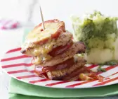 Putenschnitzel mit Pestopüree