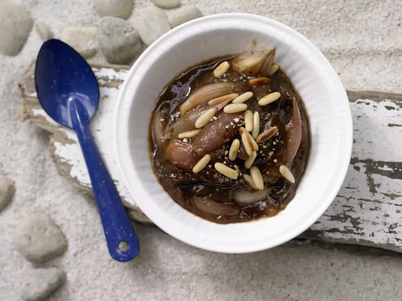 Balsamico-Dattel-Sauce