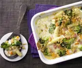 Buntes Spargel-Gratin mit Knusperhaube