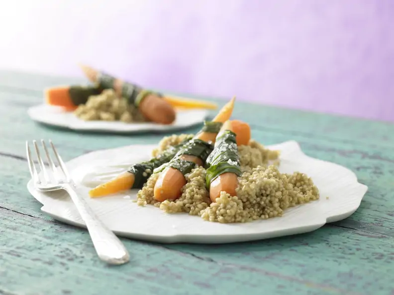 Gedämpfte Bärlauch-Möhren mit Sesam-Quinoa