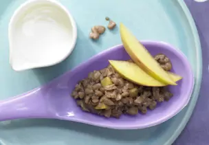 Schoko-Milchreis mit Pfirsich