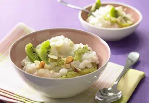 Milchreis mit Kiwi-Sauce