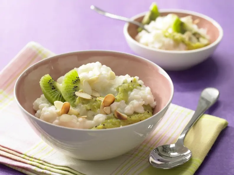 Milchreis mit Kiwi-Sauce