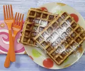 Nusswaffeln mit Honig