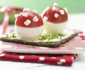 Gefüllte Tomaten-Fliegenpilze