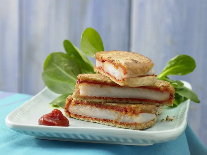 Armer Fisch-Ritter mit Salat