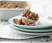 Rhabarber-Streusel-Auflauf
