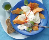 Papaya-Mozzarella-Carpaccio
