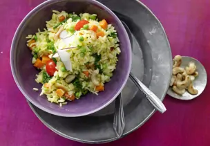 Indische Reis-Gemüse-Pfanne