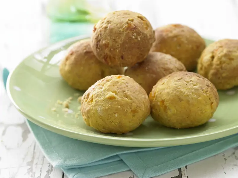 Süße Aprikosenbrötchen