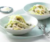 Lauch-Spaghetti mit Thunfischsauce