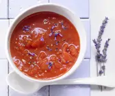 Tomatensuppe mit Lavendel