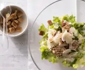 Römersalat mit Zitronenschnitzel