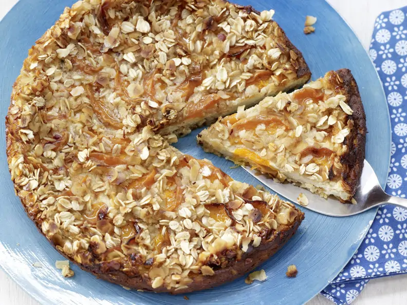 Aprikosen-Käsekuchen