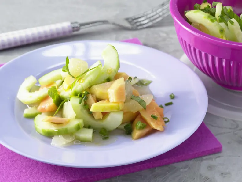 Papayasalat mit Gurken Rezept
