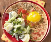 Tomaten-Eier mit Kartoffelsalat