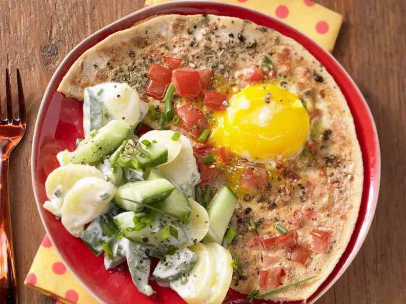 Tomaten-Eier mit Kartoffelsalat
