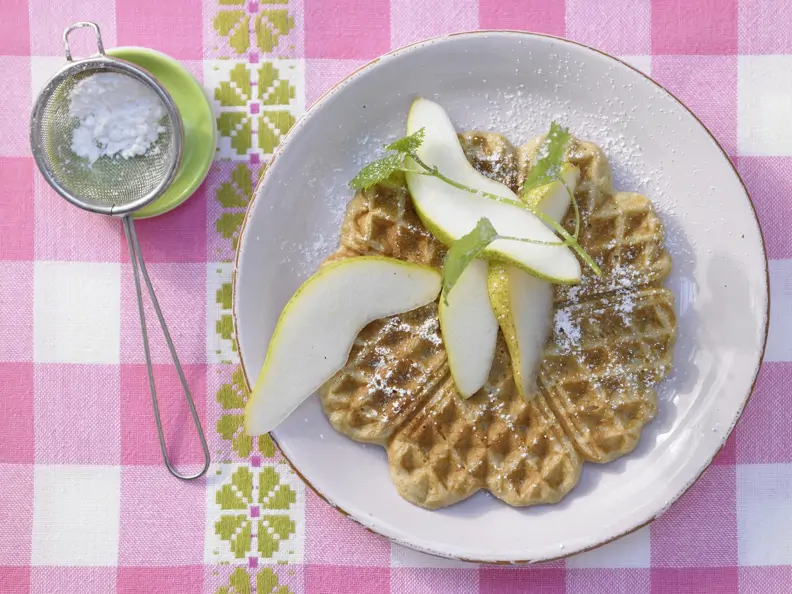 Maronenwaffeln mit Birnen
