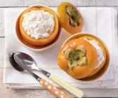 Kaki-Joghurt mit Hirseflocken