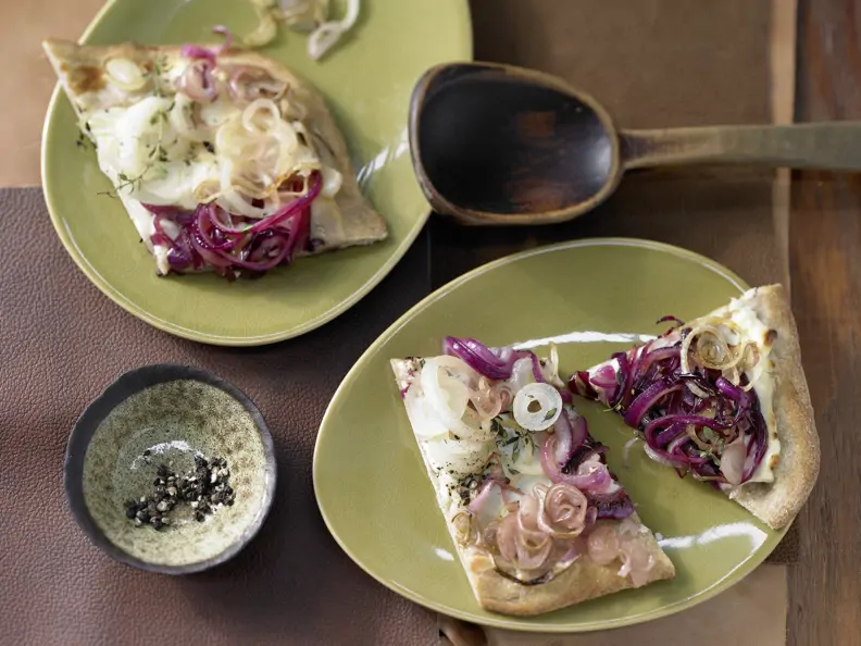 Zwiebelkuchen mit Thymian