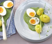 Eier mit Spinatsauce
