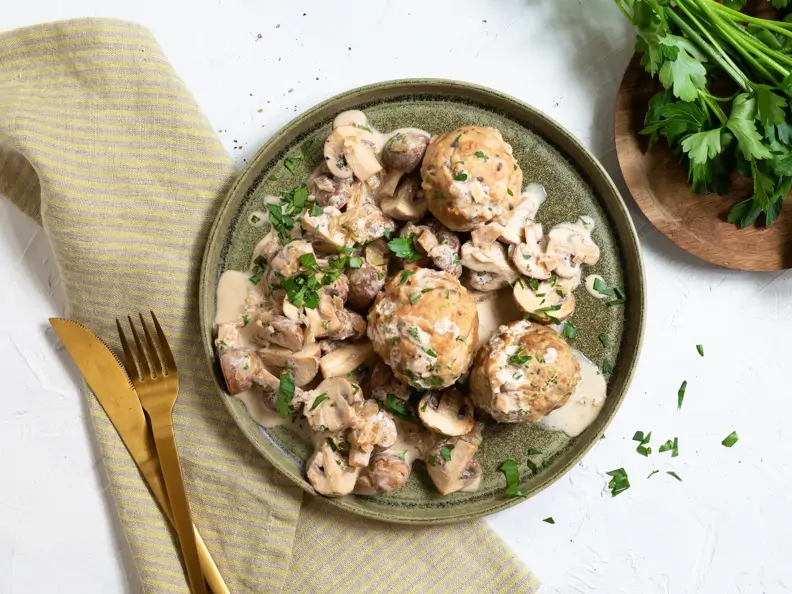 Semmelknödel mit Rahmpilzen – smarter