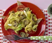 Pilz-Omelett mit Tomaten