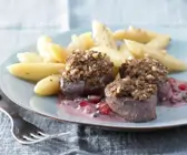 Wildschwein-Medaillons mit Walnusskruste