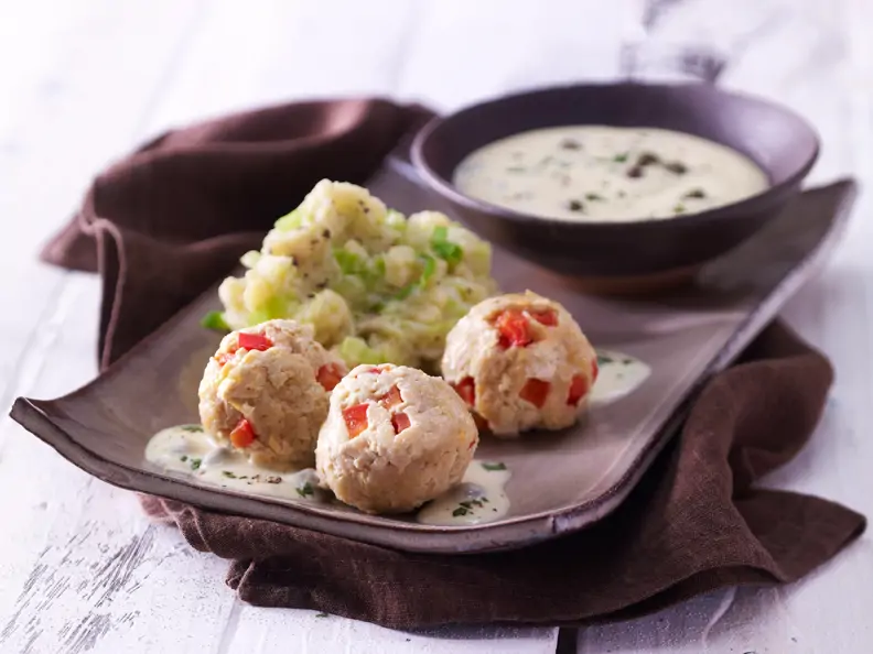 Tofuklößchen mit Kapernsauce