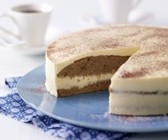 Eierlikörtorte mit Biskuitboden