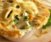 Hähnchen-Pie mit Gemüse