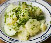 Kartoffelsalat mit Gurke