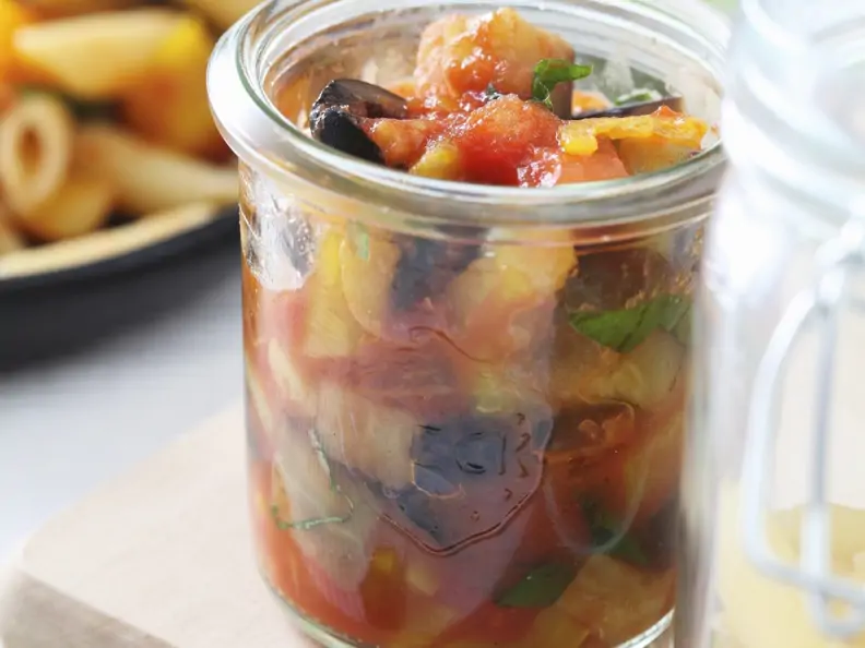 Eingelegtes Gemüse aus Italien (Caponata)
