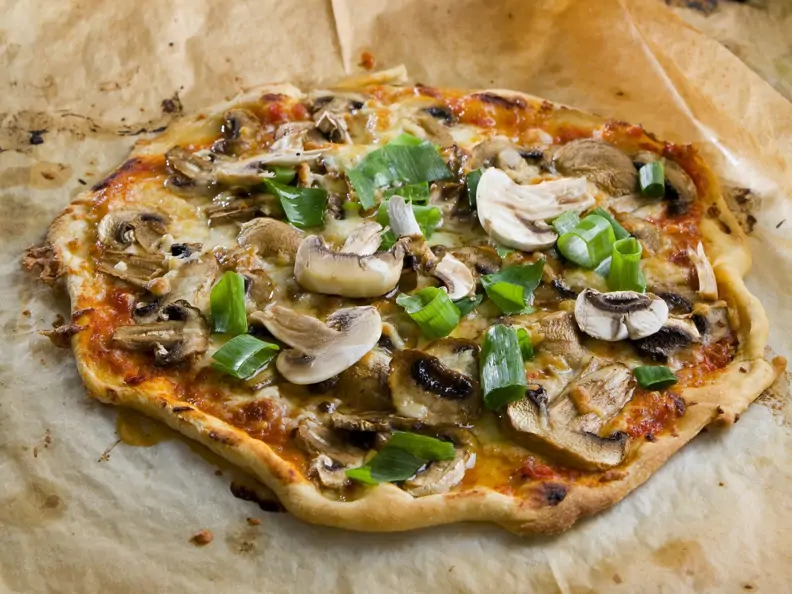 Pizza mit Champignons