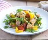 Gemüse-Lachs-Salat