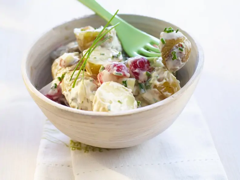 Kartoffel-Radieschen-Salat mit Schnittlauch