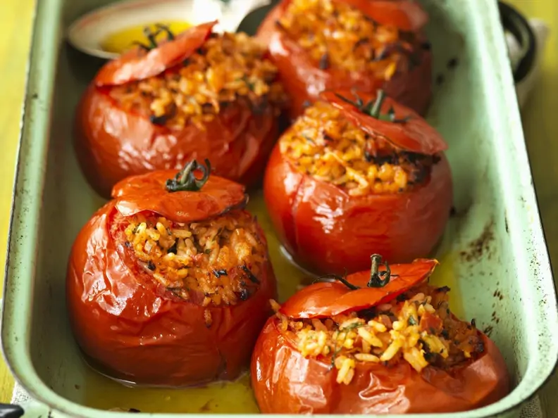 Gefüllte Tomaten aus dem Ofen