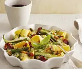 Pasta mit würzigen getrockneten Tomaten und grünem Spargel