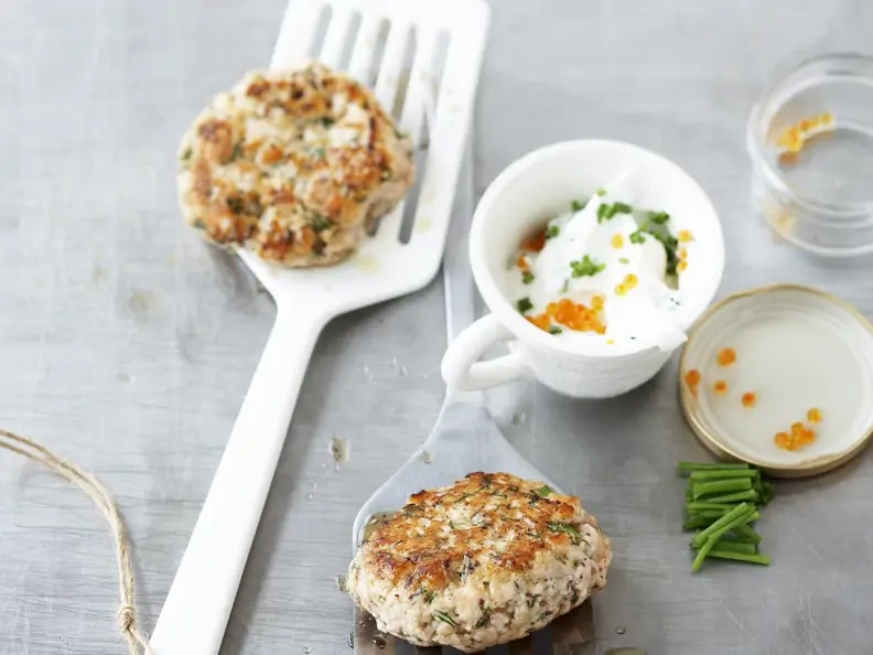 Fischbulette mit Kaviar-Schnittlauch-Rahm