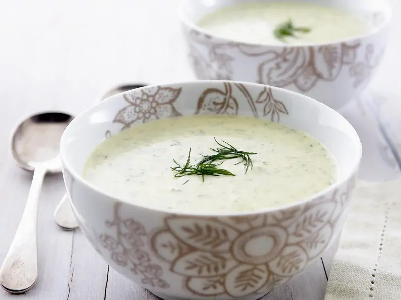 Dill-Zucchini-Kaltschale